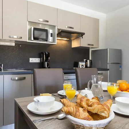 Odalys Front De Neige פארק נופש