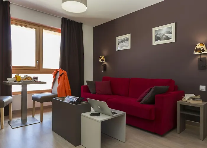 Prázdninový areál Odalys Front De Neige 4*